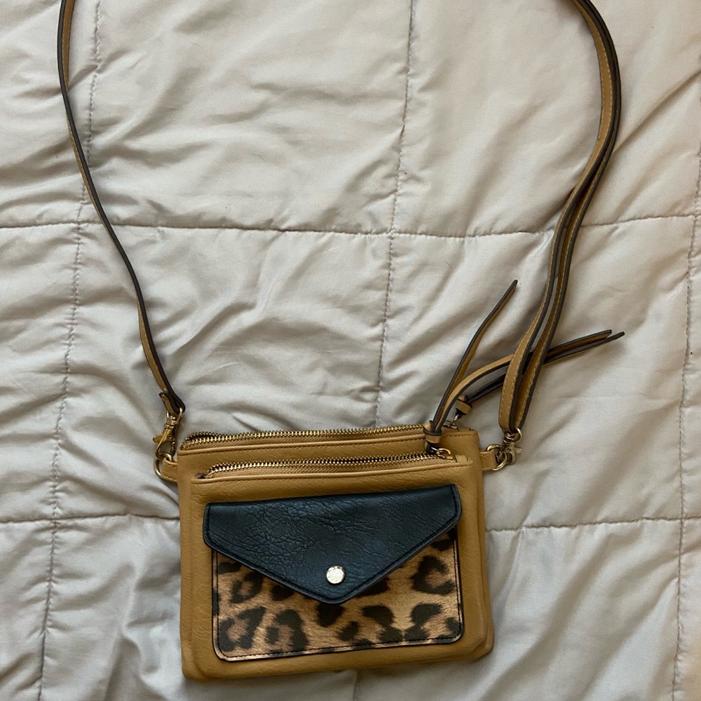 Jessica Simpson cross body bag